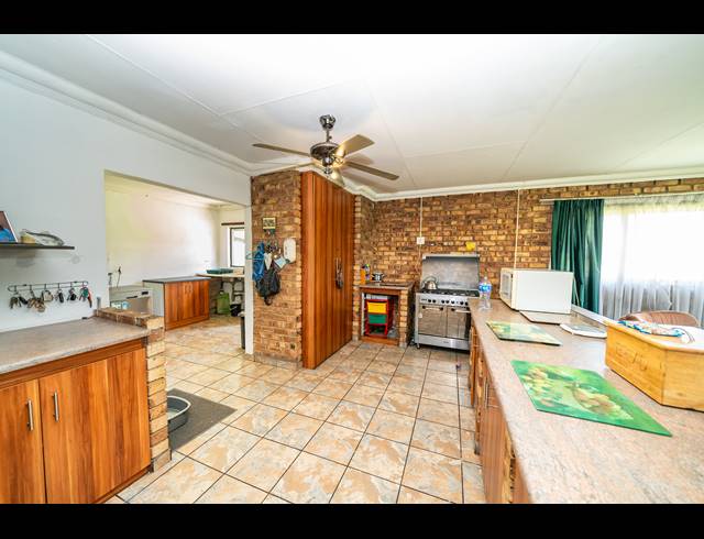 40,442M² FARM FOR SALE IN WITHOK ESTATE